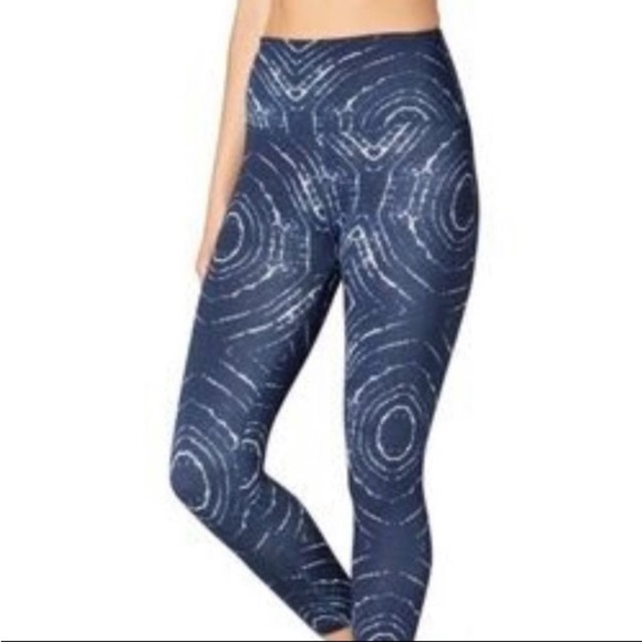 BEYOND YOGA Lux Dune High Waist Graphic Blue & White Leggings S Athleisure Gym - Picture 11 of 13